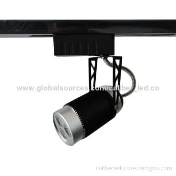 3*1W LED track light with CE certified, RoHS Directive-compliant & 3-year warranty